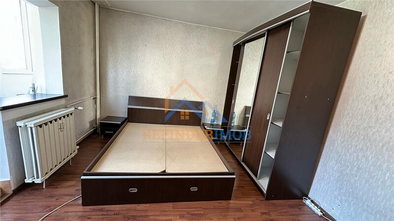 13 Septembrie, Panduri, 3 camere mobilat.